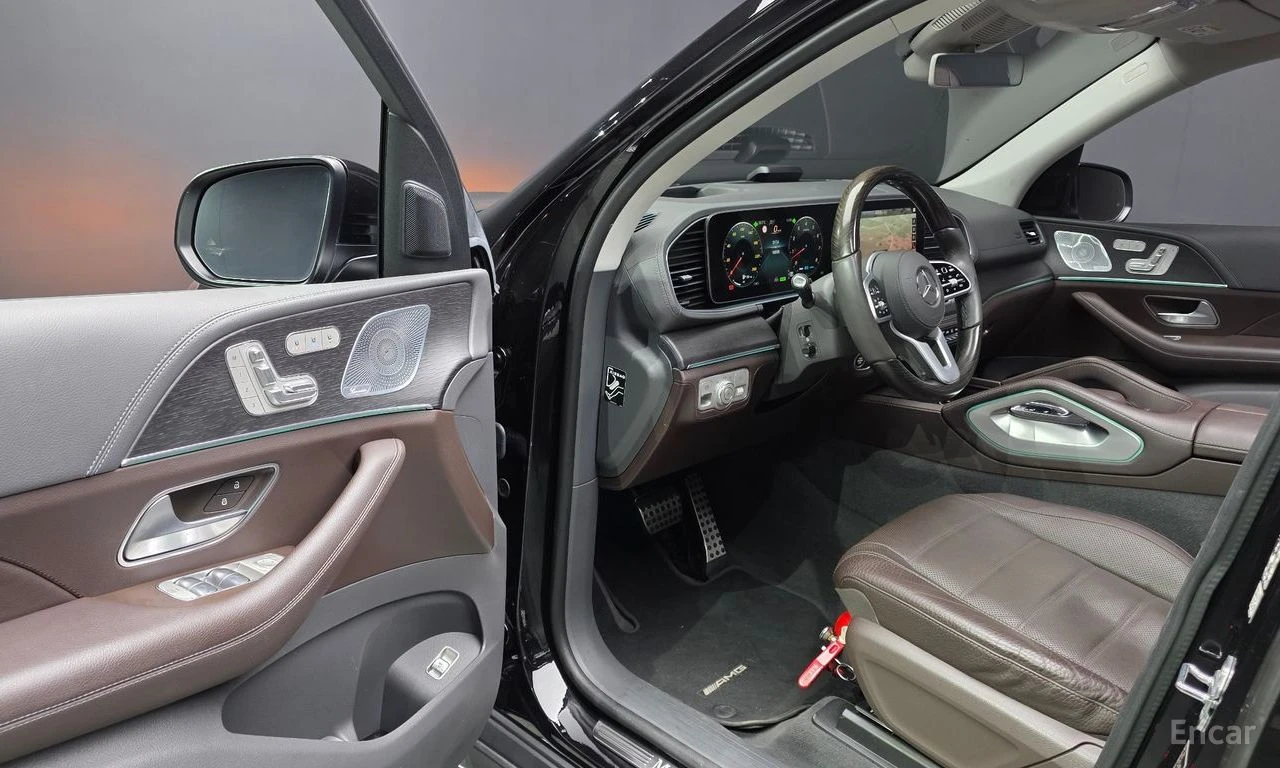 Mercedes-Benz GLS580 AMG* LINE* BURMESTER* ОБДУХВАНЕ* ДИСТРОНИК* МАСАЖ*, снимка 5 - Автомобили и джипове - 55004250