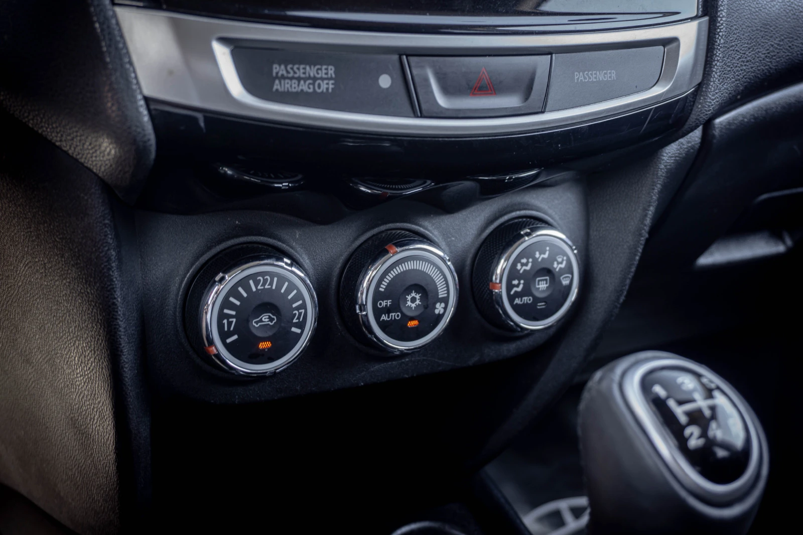 Mitsubishi ASX 1.6 бензин ТОП! С ГАРАНЦИЯ! , снимка 13 - Автомобили и джипове - 55231045