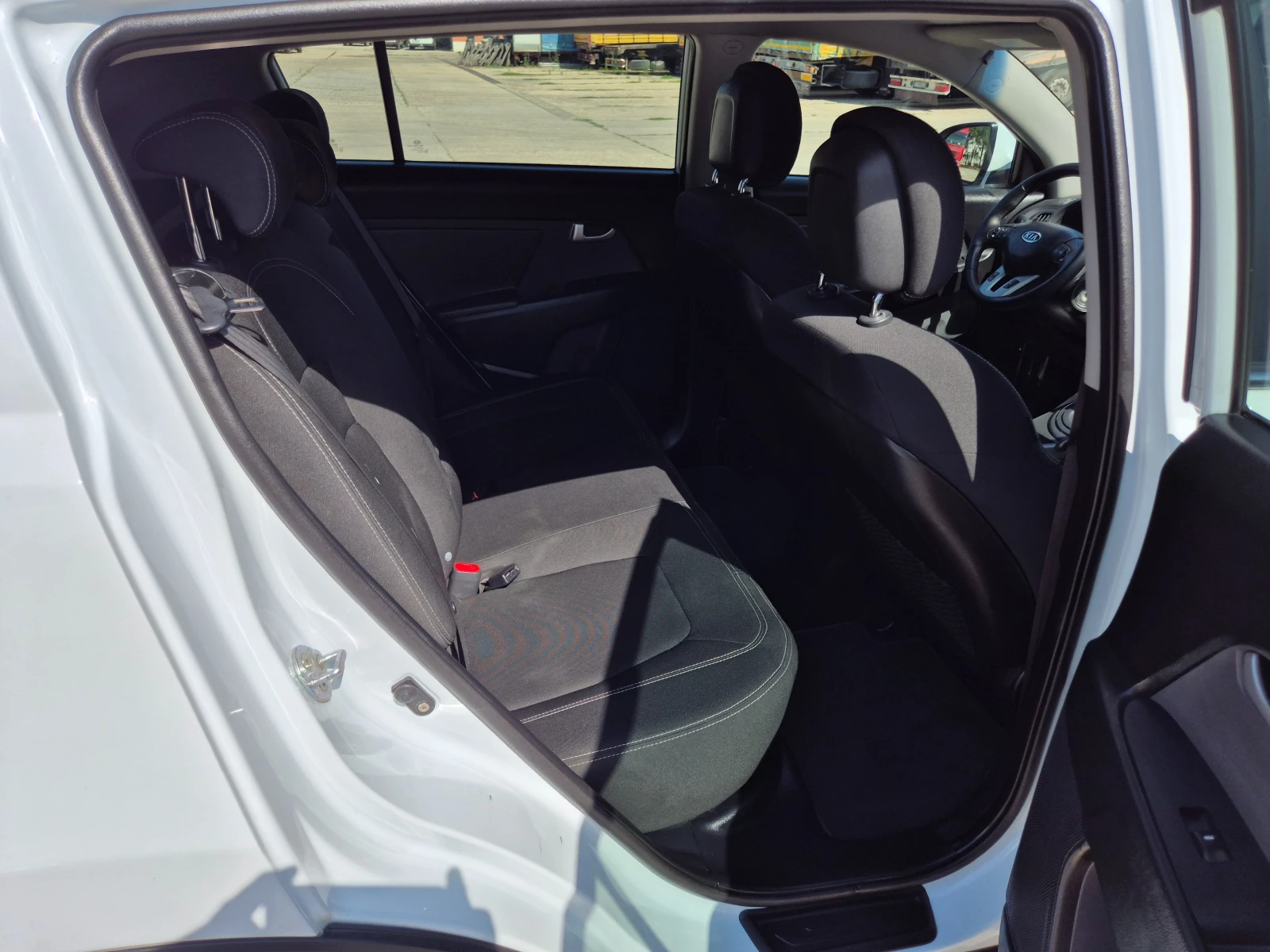 Kia Sportage 1.7CRDI-������ | Mobile.bg � ����������� 10