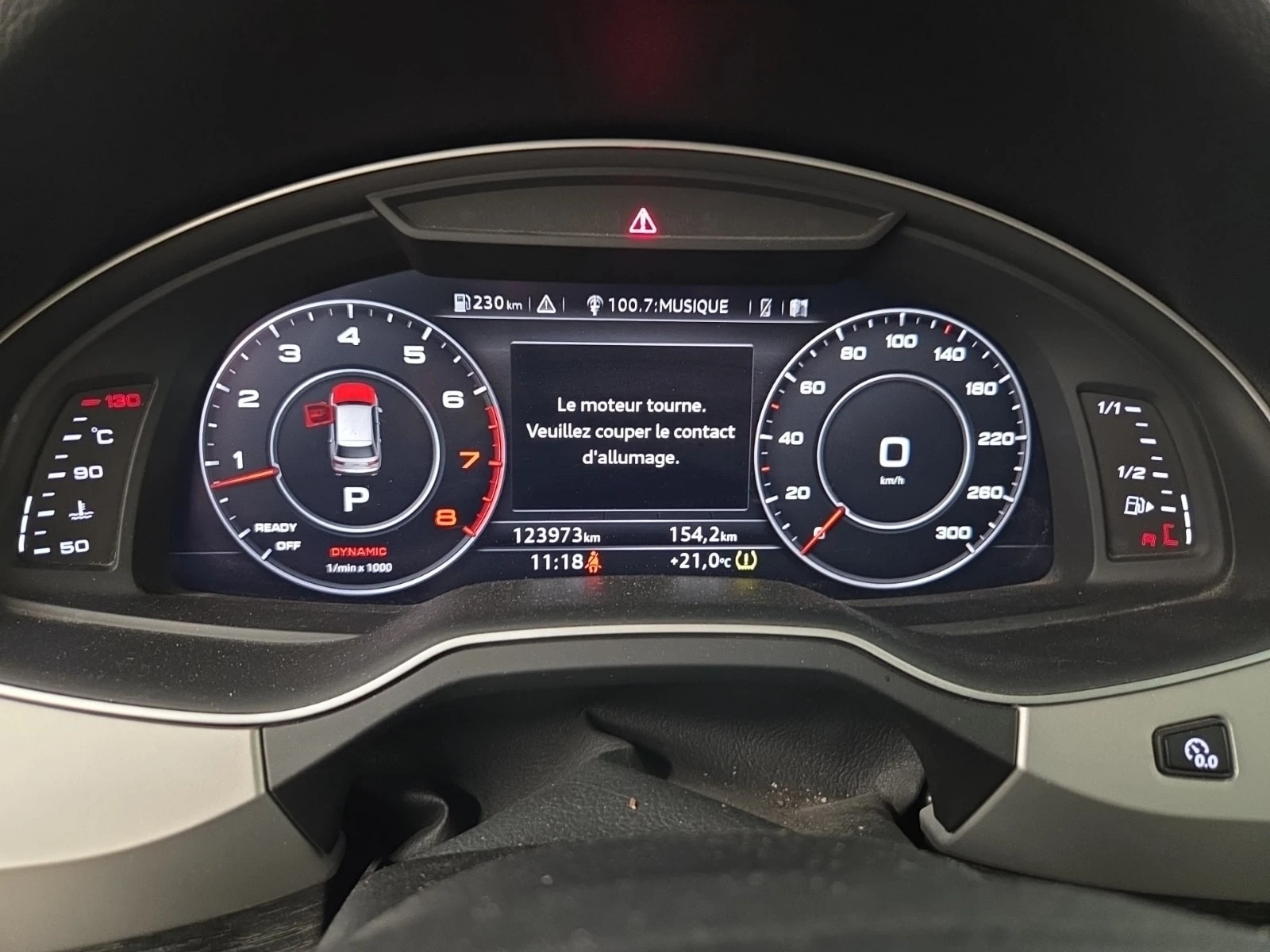 Audi Q7 * PROGRESSIV * CARFAX * ОПЦИЯ ЗА ФИНАНСИРАНЕ, снимка 9 - Автомобили и джипове - 55817849