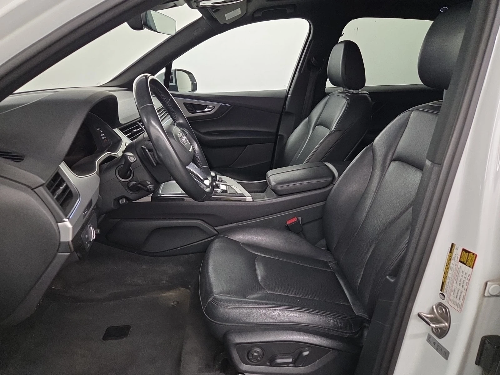 Audi Q7 * PROGRESSIV * CARFAX * ОПЦИЯ ЗА ФИНАНСИРАНЕ, снимка 5 - Автомобили и джипове - 55817849