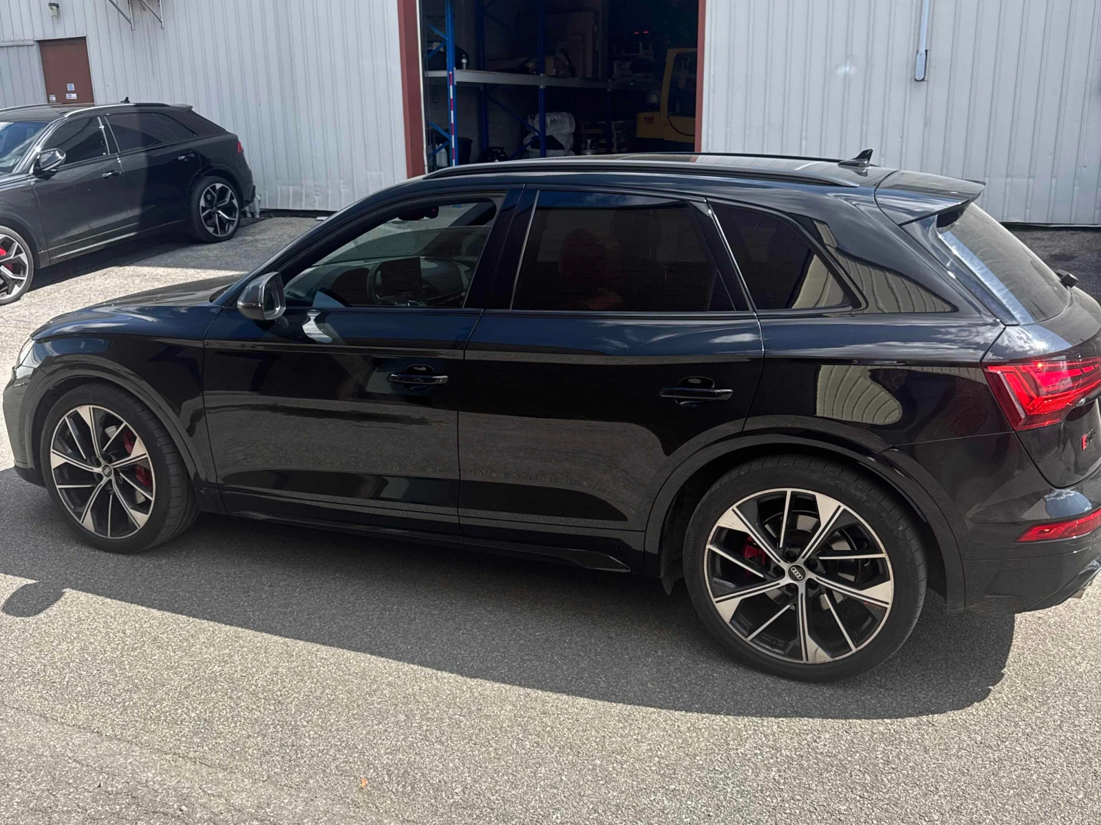 Audi SQ5 * Progressiv * CARFAX * , снимка 2 - Автомобили и джипове - 56020418