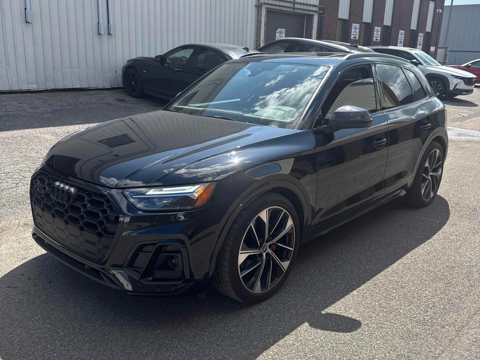 Audi SQ5 * Progressiv * CARFAX * , снимка 15 - Автомобили и джипове - 56020418