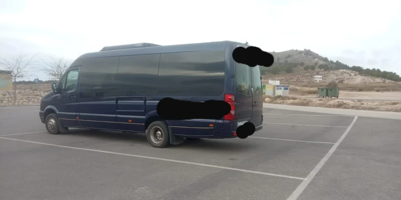 VW Crafter, снимка 4 - Бусове и автобуси - 49105660