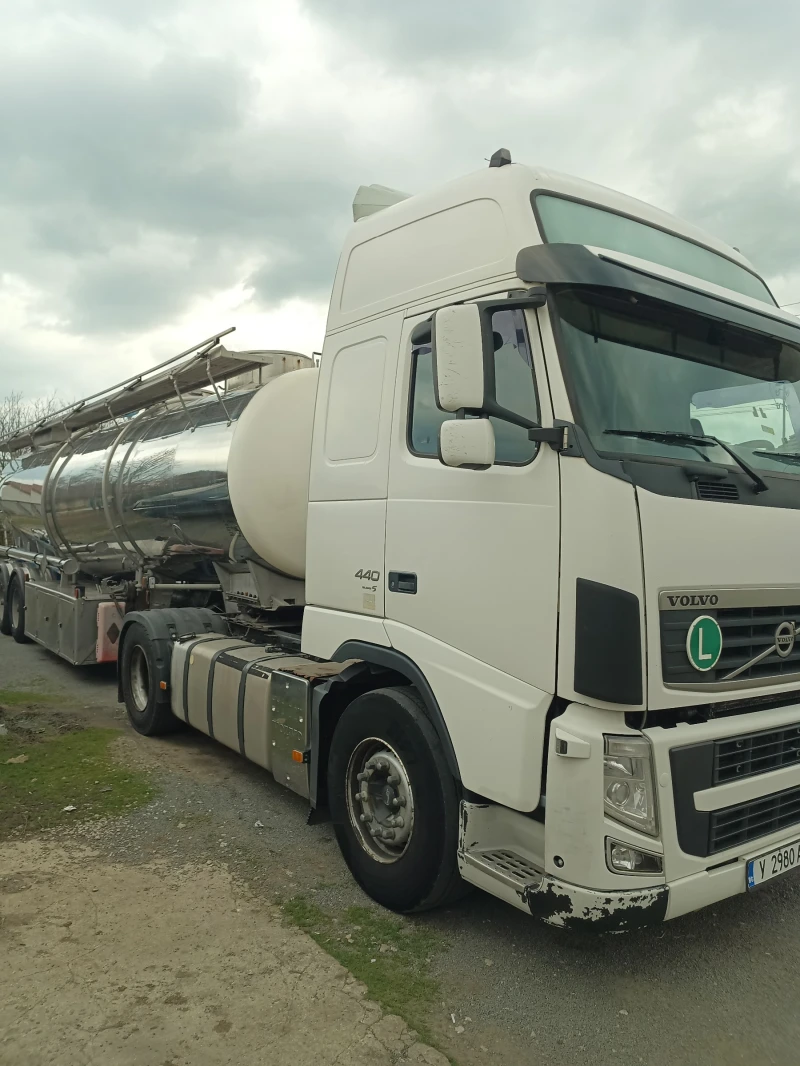 Volvo Fh, снимка 2 - Камиони - 48980369