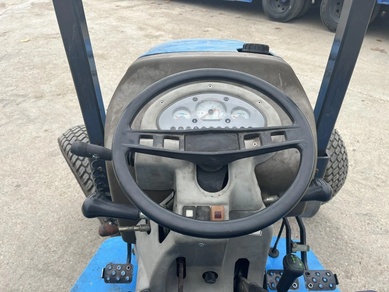 Трактор Landini Mistral 45, снимка 7 - Селскостопанска техника - 52453936