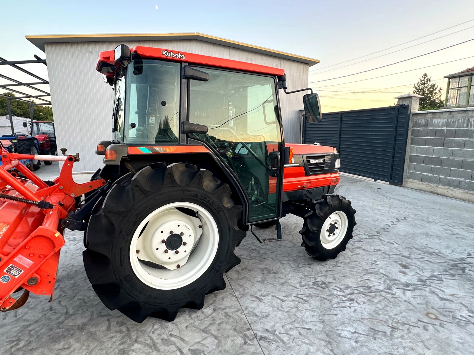 Трактор Kubota GL321 - изображение 6