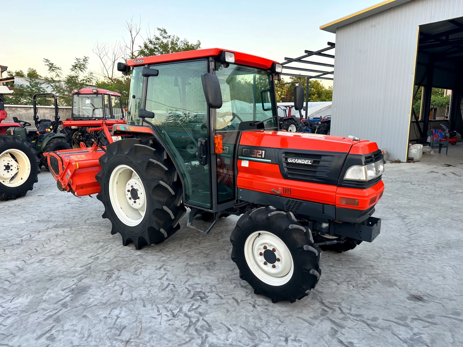 Трактор Kubota GL321 - изображение 4