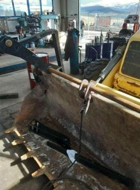 Допълнително оборудване Друг вид Вилици за всички комбинирани багери. , снимка 11