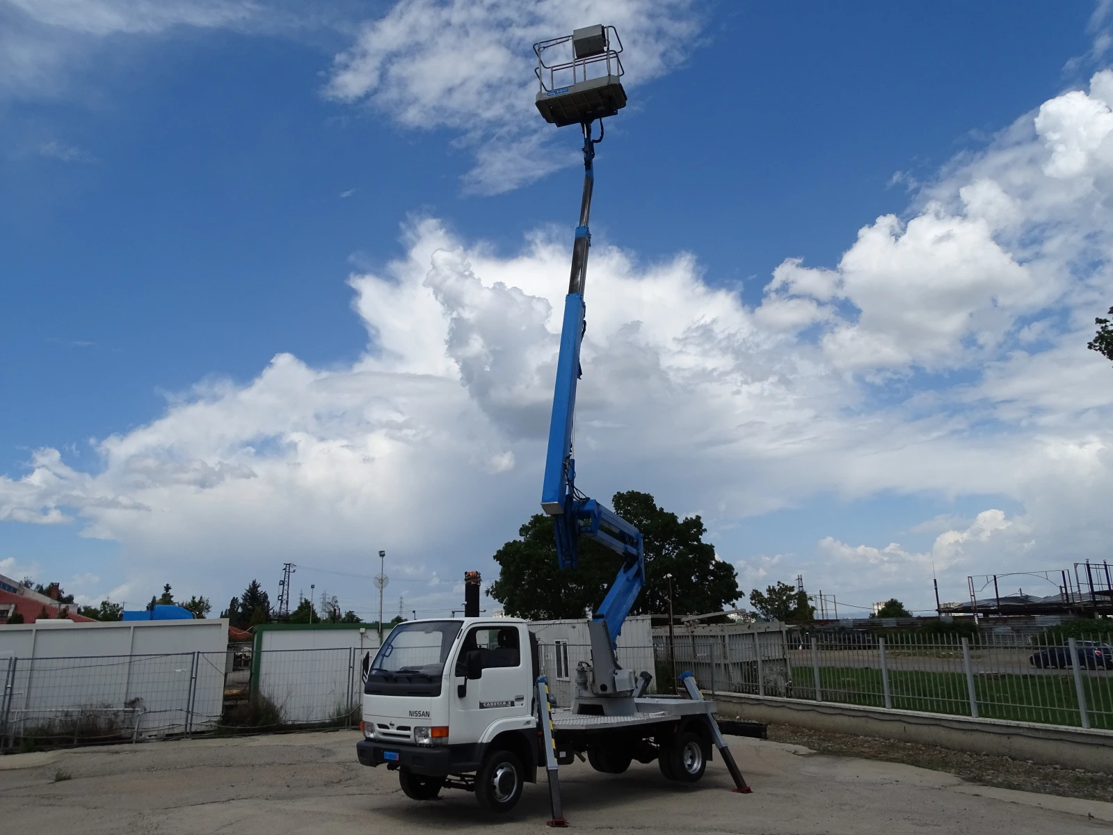 Автовишка Друга марка NISSAN CABSTAR-* PSF 20/2Z* , снимка 4 - Индустриална техника - 54701984