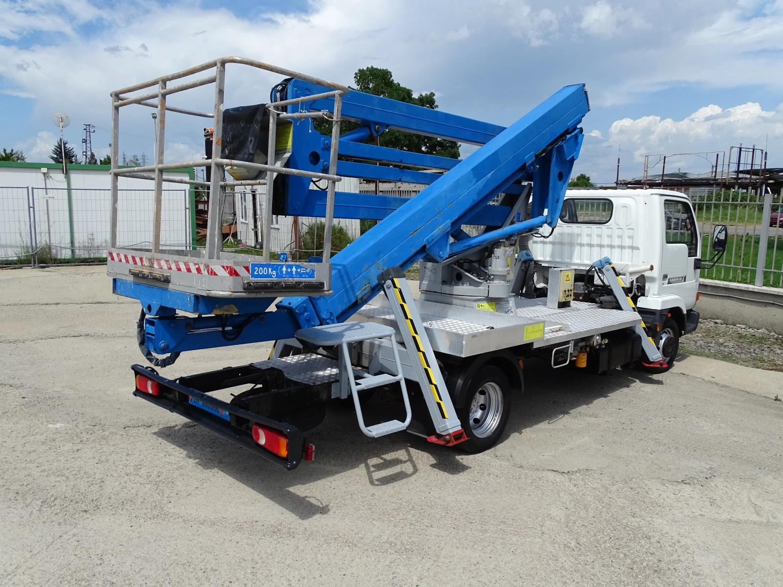 Автовишка Друга марка NISSAN CABSTAR-* PSF 20/2Z* , снимка 16 - Индустриална техника - 54701984