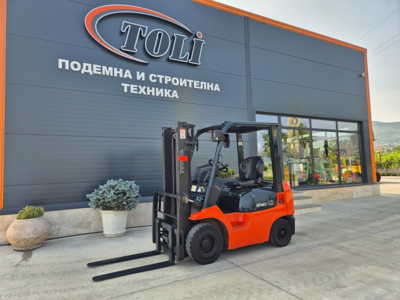 Мотокар Toyota 1.8 тона / ИЗРАВНИТЕЛ / Парно 