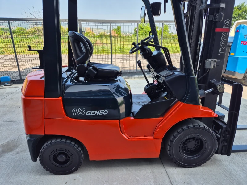 Мотокар Toyota 1.8 тона / ИЗРАВНИТЕЛ / Парно , снимка 6 - Индустриална техника - 49458912