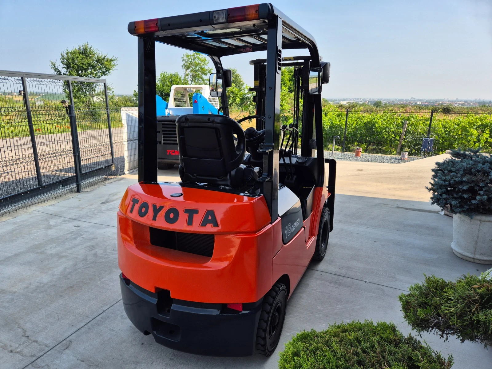  Toyota 1.8  /  /   | Mobile.bg   5