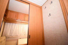 Каравана Hobby De luxe 450, снимка 13