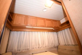 Каравана Hobby De luxe 450, снимка 12