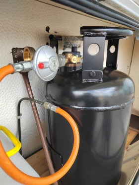 Каравана Hobby De luxe 450, снимка 5