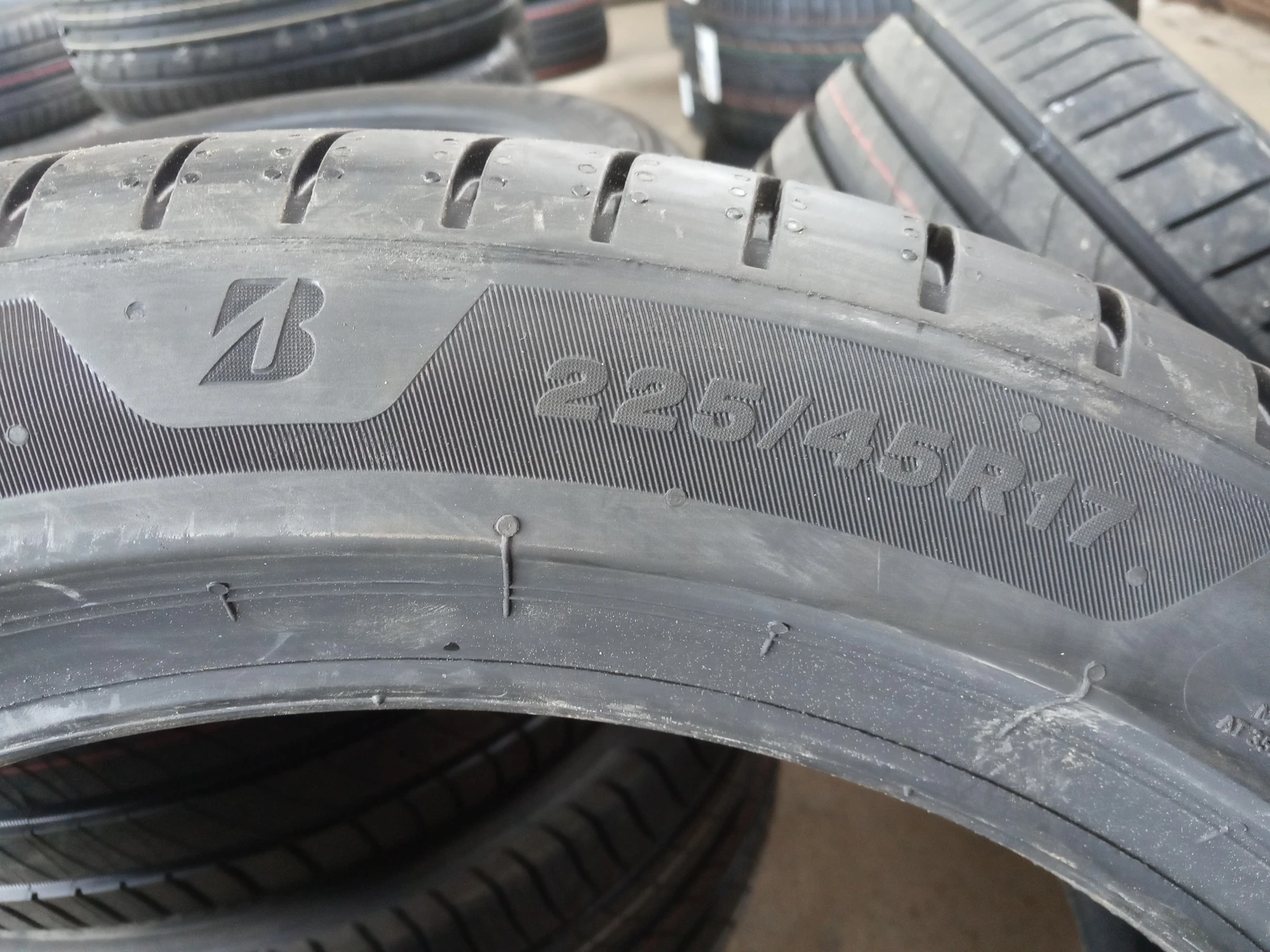  225/45R17 | Mobile.bg   8