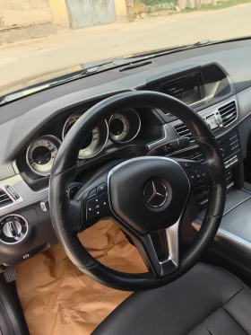 Mercedes-Benz E 200, снимка 14