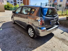 Toyota Corolla verso