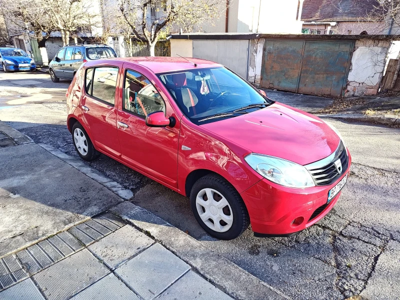 Dacia Sandero, снимка 9 - Автомобили и джипове - 48099319