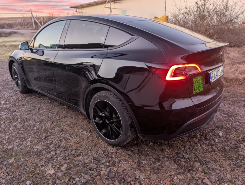 Tesla Model Y SR+ , снимка 8 - Автомобили и джипове - 48413967