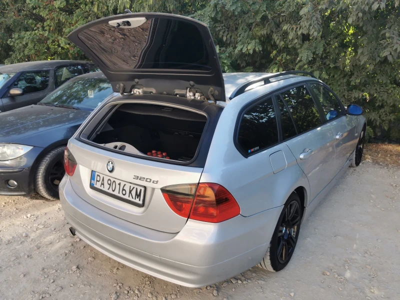 BMW 320 d, снимка 9 - Автомобили и джипове - 48644493