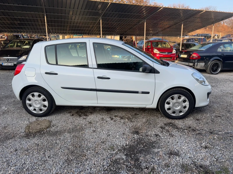 Renault Clio 1.6 16V газ, снимка 4 - Автомобили и джипове - 48911082