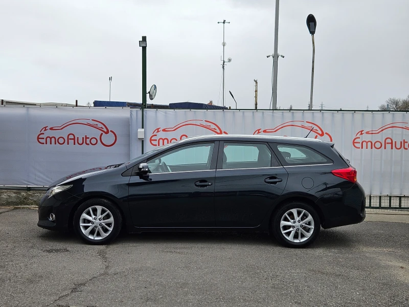 Toyota Auris 1.4D4D/90к.с./6ск/LED/NAVI/БЛУТУТ/EURO 5B/ТОП, снимка 6 - Автомобили и джипове - 49540848