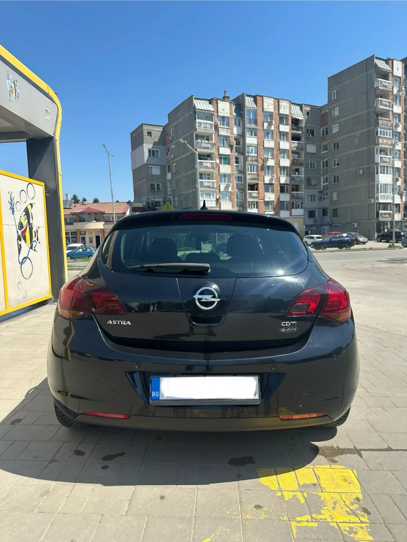 Opel Astra 1.7 CDTI, снимка 6 - Автомобили и джипове - 52474503