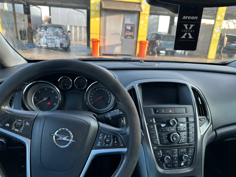Opel Astra 1.7 CDTI, снимка 3 - Автомобили и джипове - 52474503