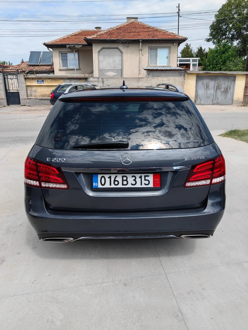 Mercedes-Benz E 200, снимка 5 - Автомобили и джипове - 50507873