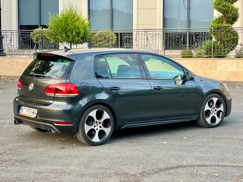 VW Golf 2.0 Gti, снимка 6 - Автомобили и джипове - 52471105
