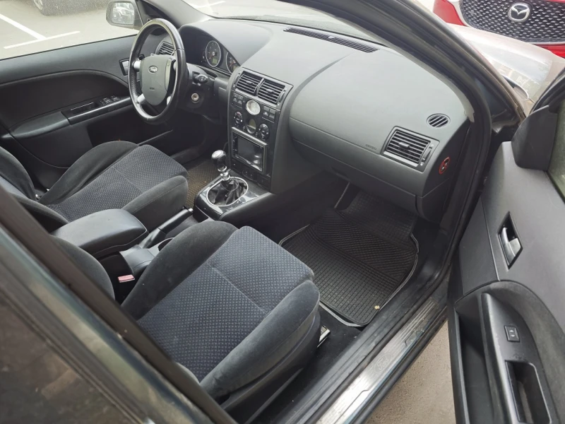 Ford Mondeo GHIA , снимка 11 - Автомобили и джипове - 52580608
