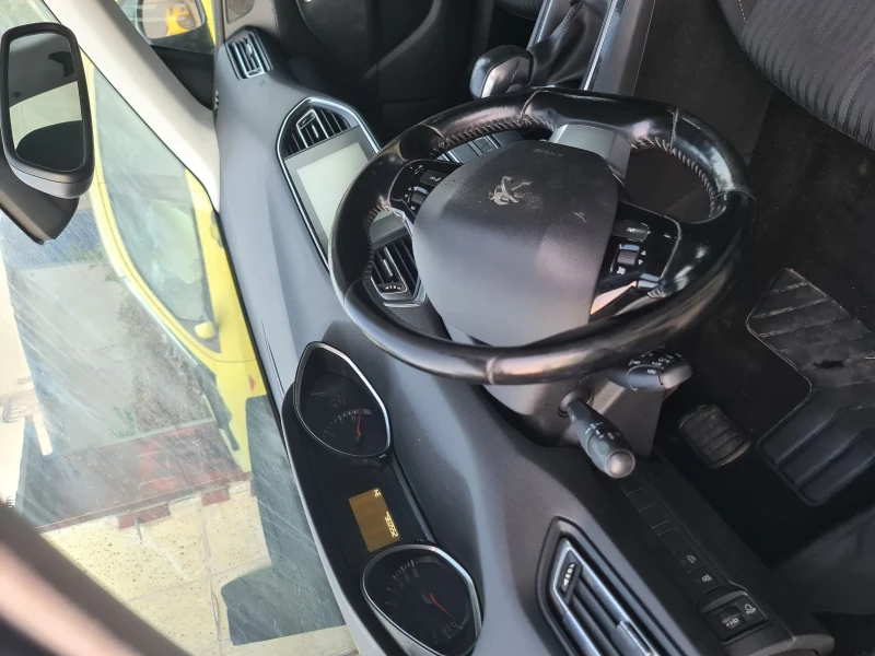 Peugeot 308 Лек, снимка 7 - Автомобили и джипове - 52553565