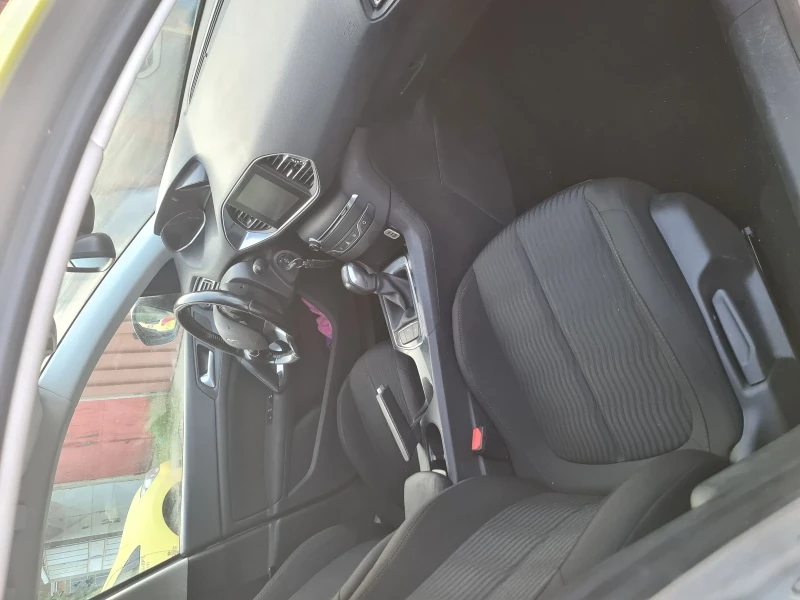 Peugeot 308 Лек, снимка 4 - Автомобили и джипове - 52553565