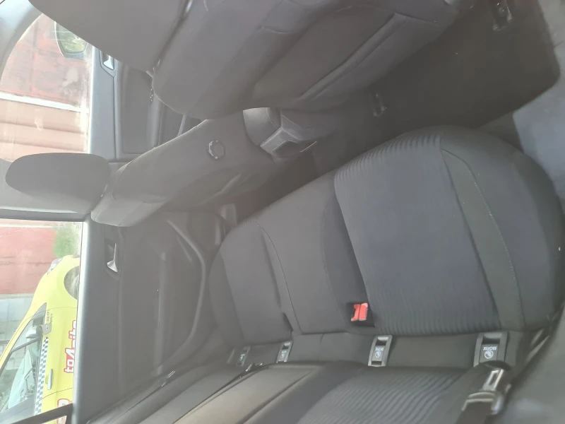 Peugeot 308 Лек, снимка 10 - Автомобили и джипове - 52553565