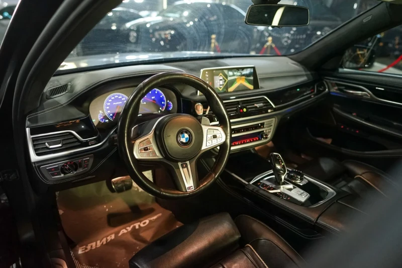 BMW 750 D XDRIVE BLACK FIRE EDITION 1OF150 ЛИЗИНГ 100%, снимка 12 - Автомобили и джипове - 52706299