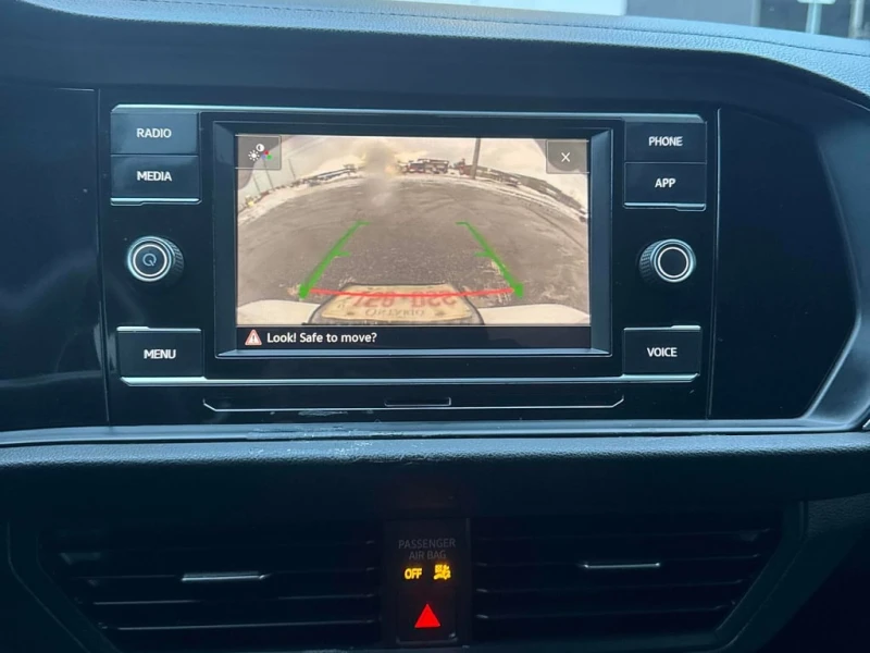 VW Jetta * Comfortline * CARFAX * БЕЗ ПЪРВОНАЧАЛНА ВНОСКА, снимка 10 - Автомобили и джипове - 53153846