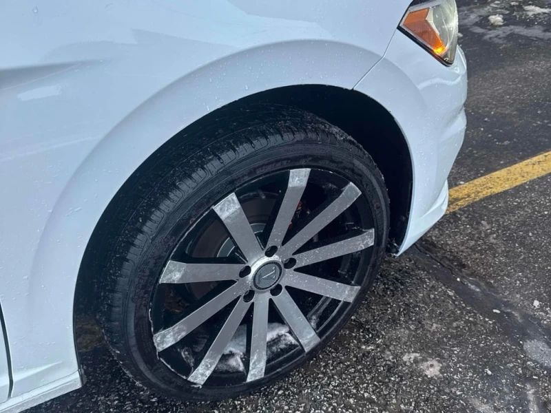 VW Jetta * Comfortline * CARFAX * БЕЗ ПЪРВОНАЧАЛНА ВНОСКА, снимка 7 - Автомобили и джипове - 53153846