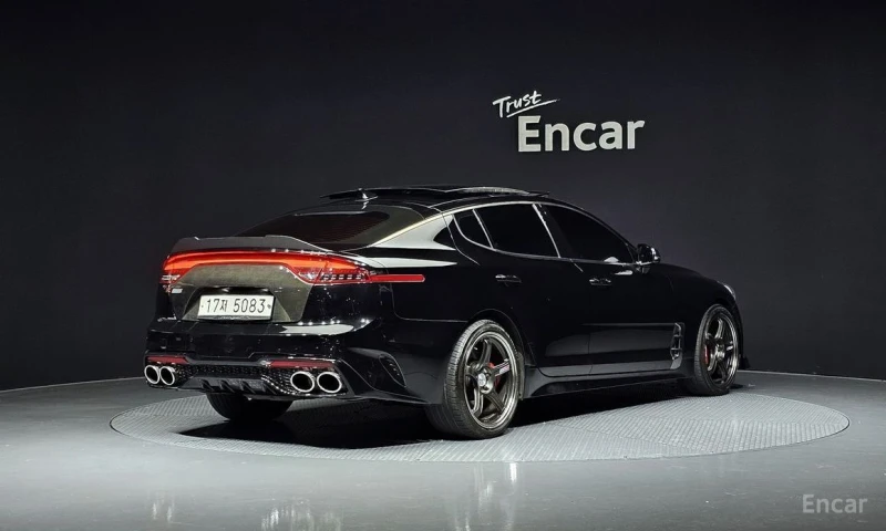 Kia Stinger, снимка 2 - Автомобили и джипове - 53459405