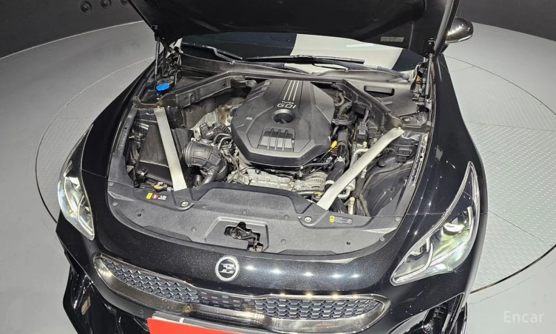 Kia Stinger, снимка 6 - Автомобили и джипове - 53459405