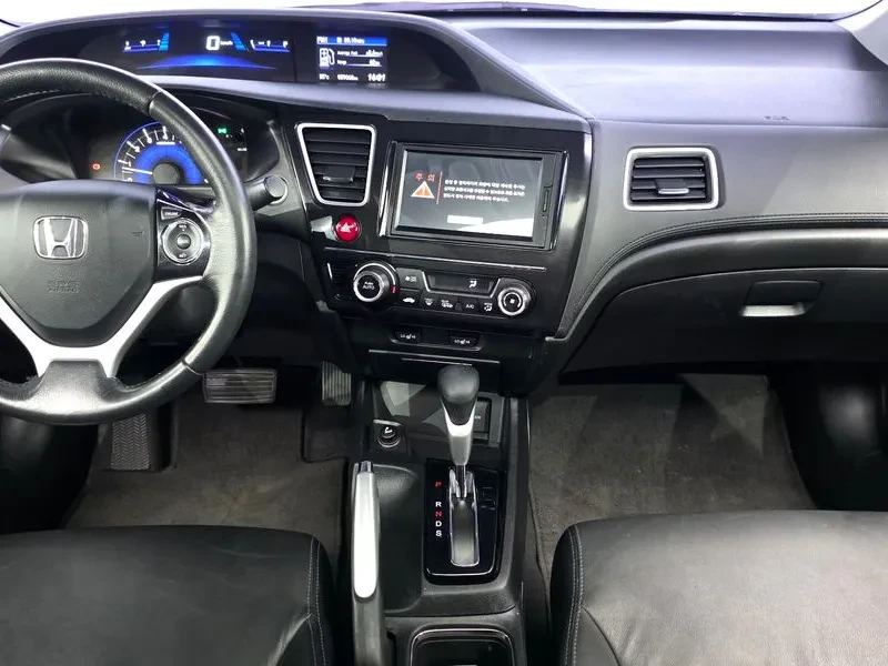 Honda Civic 1.8 Ex, снимка 7 - Автомобили и джипове - 55842866