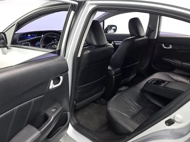 Honda Civic 1.8 Ex, снимка 12 - Автомобили и джипове - 55842866