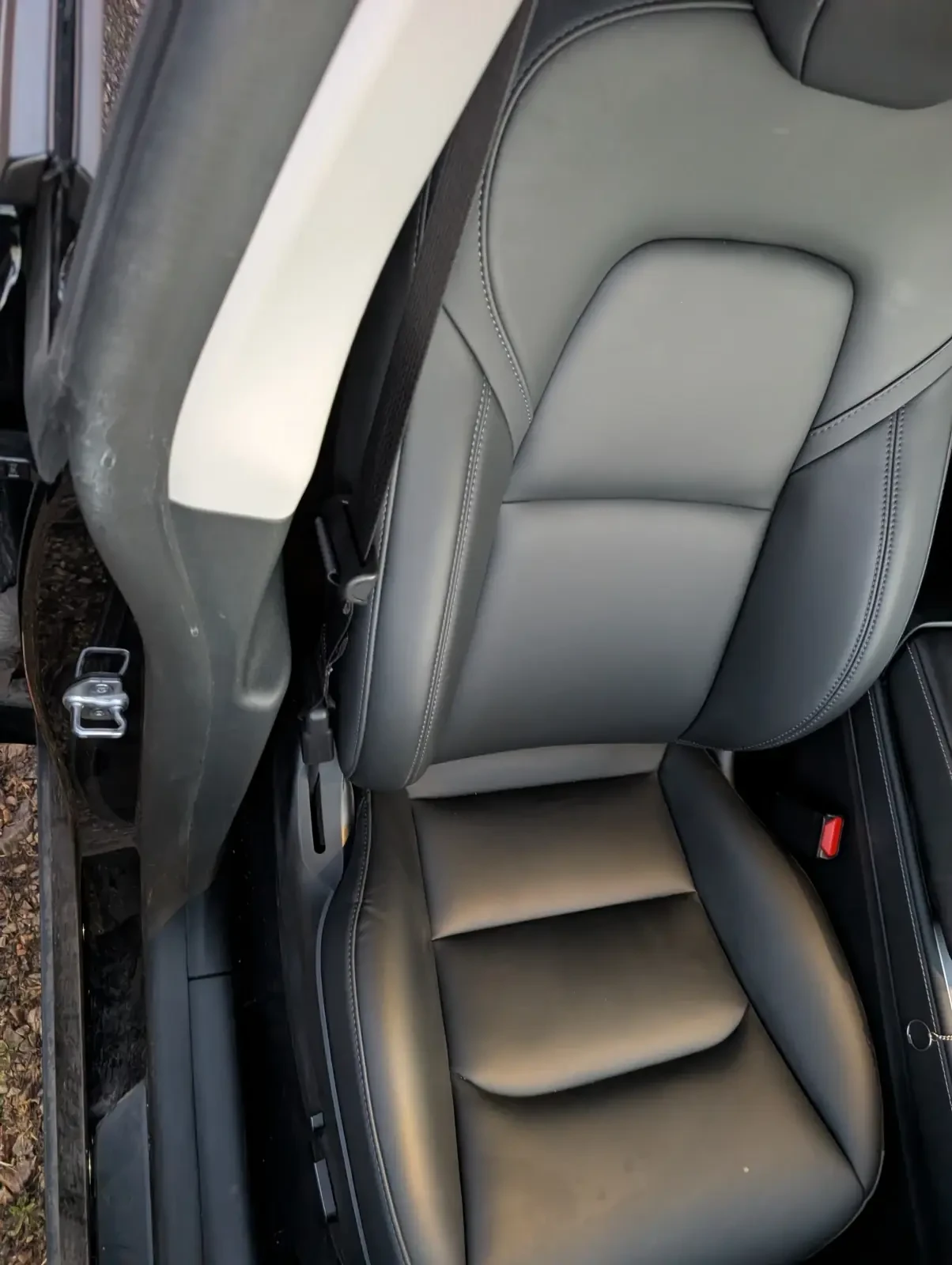 Tesla Model Y SR+  | Mobile.bg — изображение 12