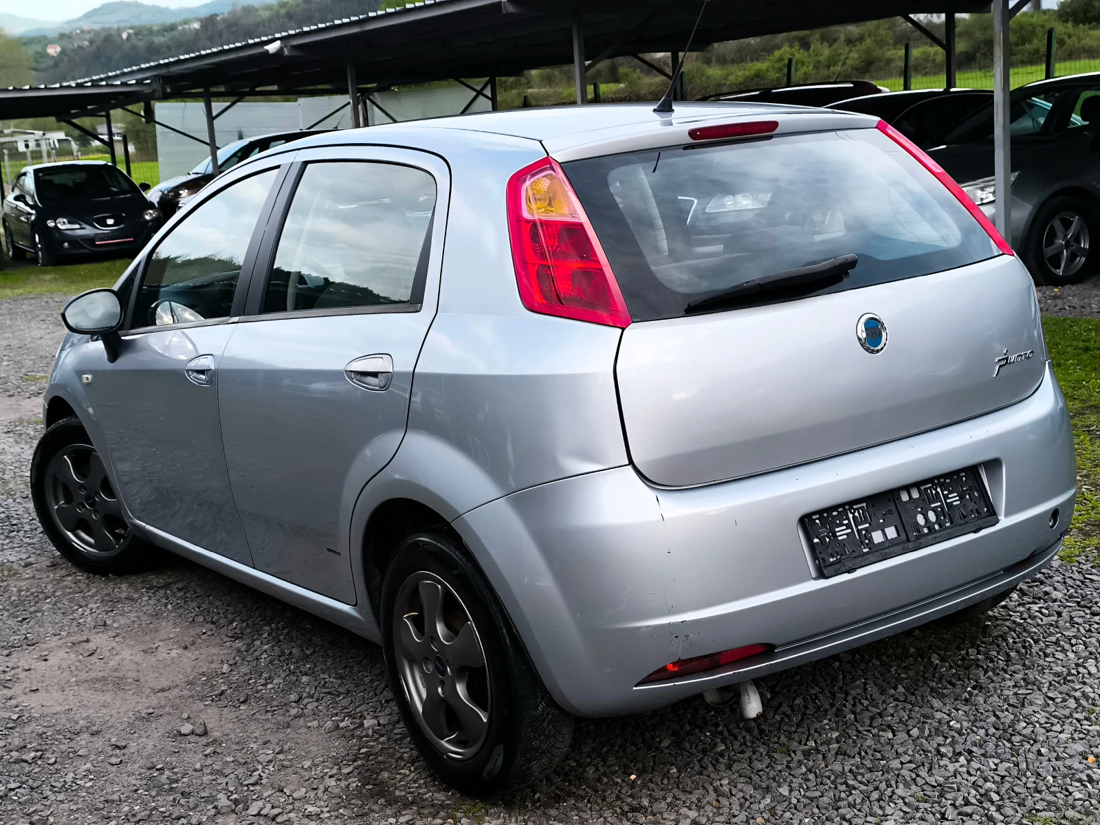 Fiat Punto -1.4i-78кс-КЛИМАТИК- - изображение 5