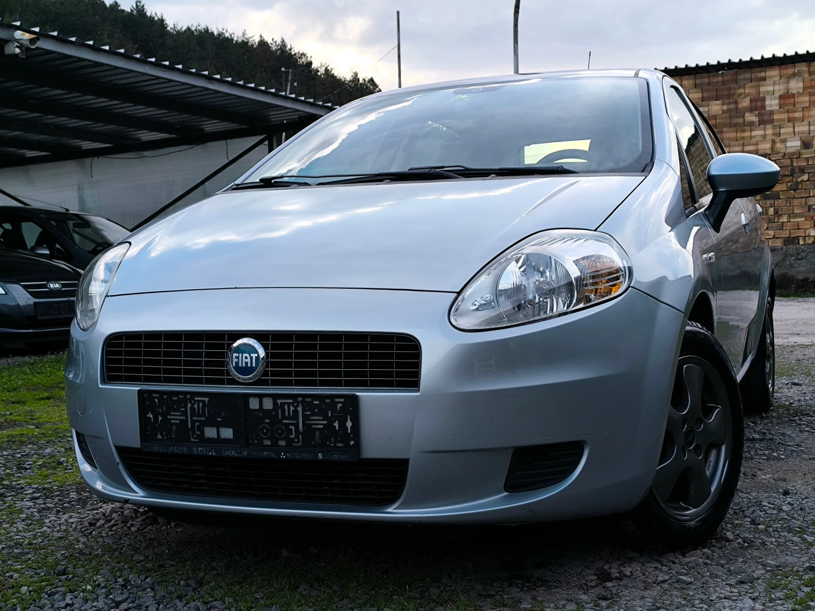 Fiat Punto -1.4i-78кс-КЛИМАТИК- - изображение 7