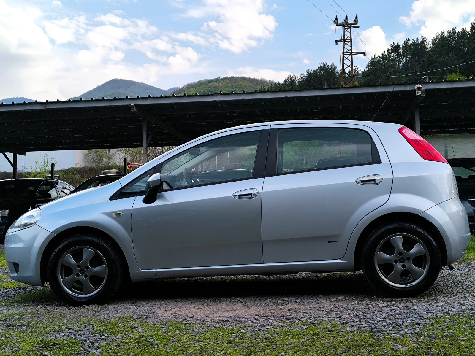 Fiat Punto -1.4i-78кс-КЛИМАТИК- - изображение 6