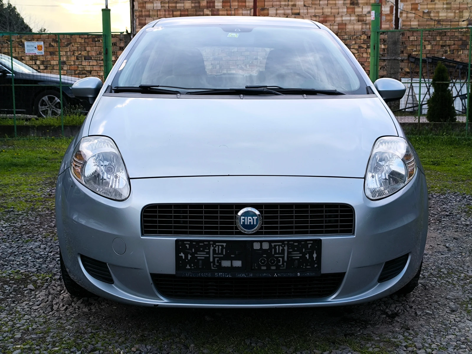 Fiat Punto -1.4i-78кс-КЛИМАТИК- - изображение 8
