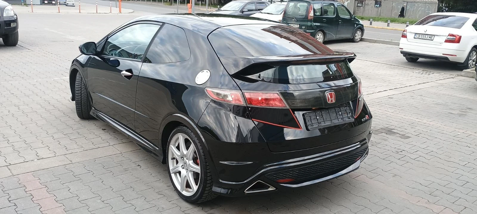 Honda Civic Type R - изображение 3